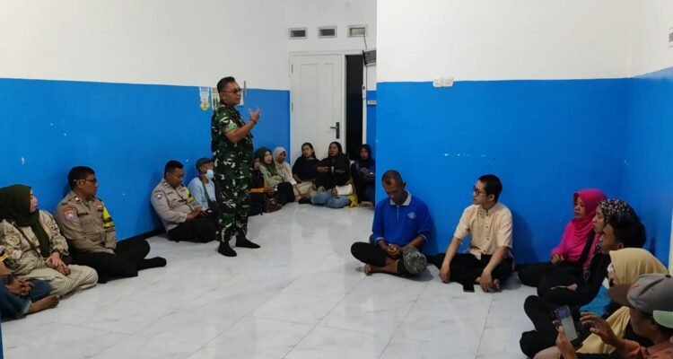 Babinsa Kedungkandang Perkuat Disiplin dan Nasionalisme Relawan MBG Melalui Sosialisasi