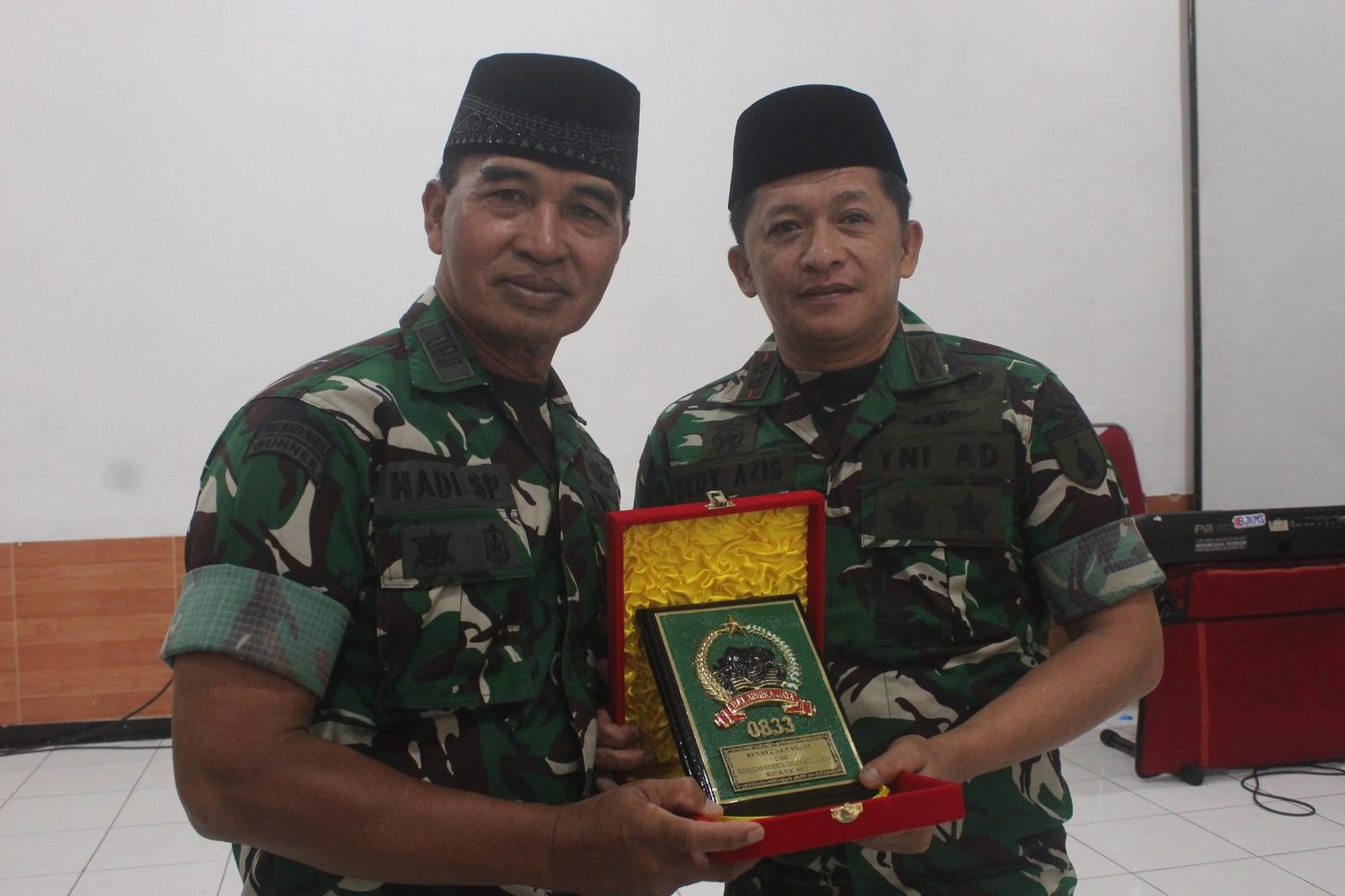 Dandim 0833 Malang Lepas Prajurit, Momen Haru Warnai Penghargaan Pengabdian