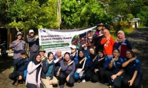 12 Mahasiswa Mancanegara Dalami Kopi Banyuwangi Lewat Summer Course Berbasis Lapangan