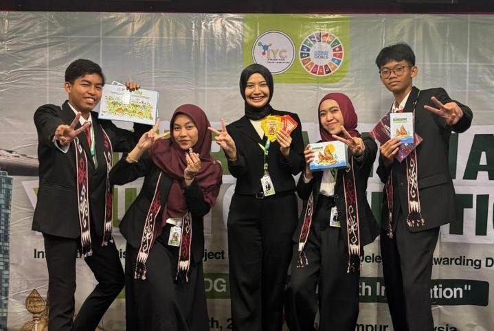 Board Game Lingkungan Antar Mahasiswa UMM Raih Penghargaan Internasional