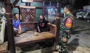 Anjangsana Babinsa Bareng Perkuat Soliditas TNI dan Rakyat