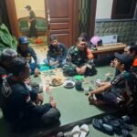 Anjangsana Babinsa Jatimulyo Perkuat Keamanan, Warga dan Linmas Beri Apresiasi.