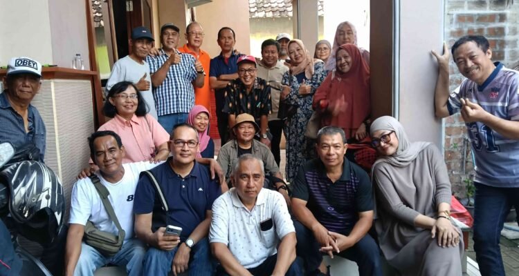 kebersamaan Kumpul Alumni SMA Islam 87 di Wonorejo Pasuruan, Pererat Silaturahmi dan Bahas Agenda Reuni.