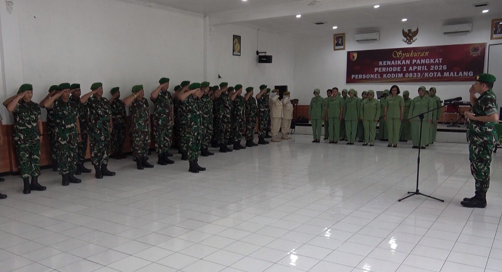 Dandim 0833 Pimpin Upacara Kenaikan Pangkat Bintara Tamtama