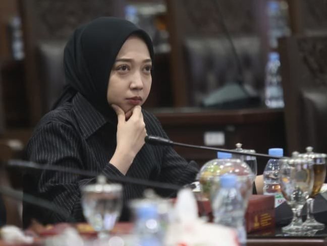Darurat Etika: Iklan Rokok Kepung Sekolah, Putri Aidillah: Jangan Biarkan Generasi Muda Jadi Target Pasar