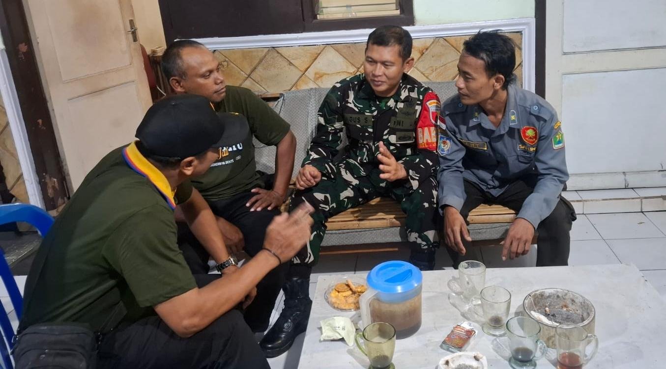 Babinsa Lowokwaru Gencarkan Patroli Dialogis, Perkuat Sinergi Jaga Kamtibmas