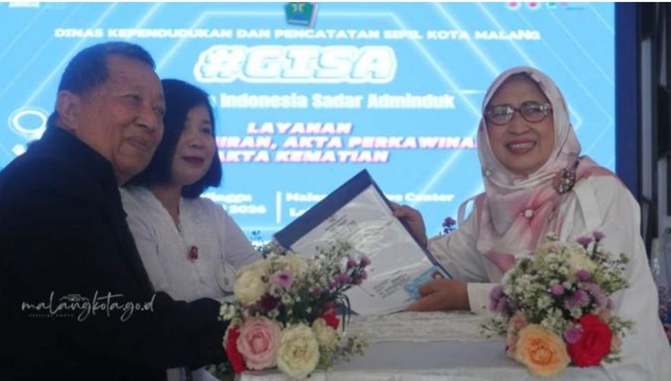 PENINGSET Meluncur, Nikah Sah Langsung Pegang Akta—Dispendukcapil Malang Pangkas Proses Berbelit.