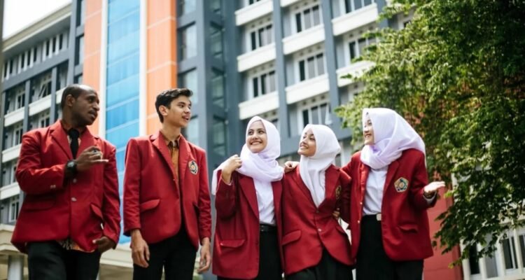mahasiswa UMM “Revolusi Kampus! Universitas Muhammadiyah Malang Tawarkan S1-S2 Cuma 10 Semester, Biaya Bisa Gratis”