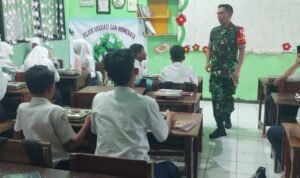 Babinsa Blimbing Kawal Makan Bergizi Gratis, Investasi Nyata untuk Generasi Sehat