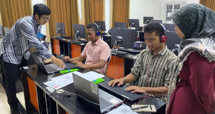 Ujian Tanpa Batas: Difabel Taklukkan UTBK di UB dengan Kemandirian Penuh