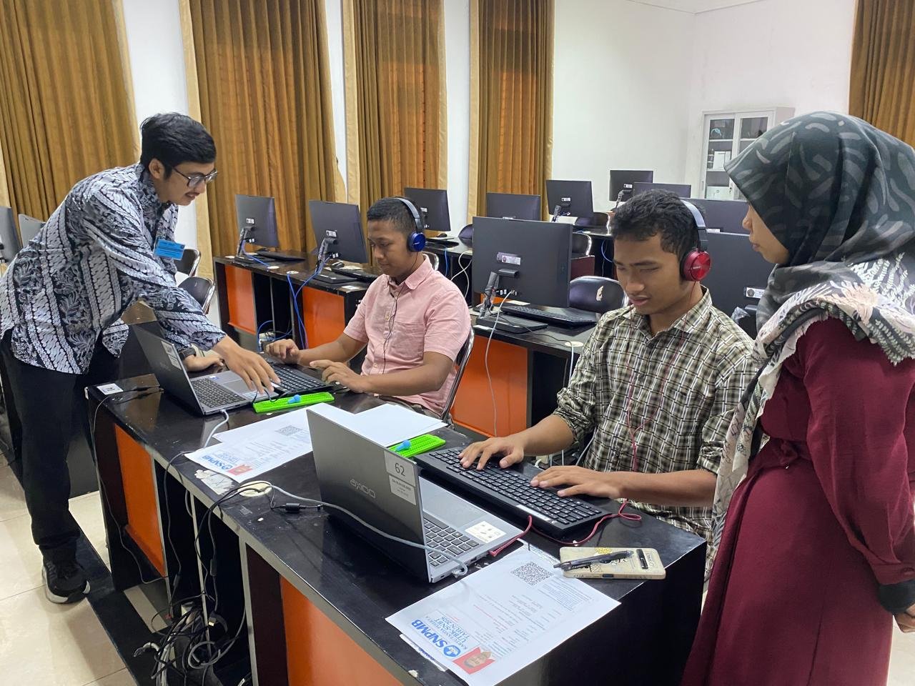 Ujian Tanpa Batas: Difabel Taklukkan UTBK di UB dengan Kemandirian Penuh