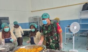 pantau MBG Babinsa Sukoharjo Kawal Dapur MBG Jagalan, Jamin Distribusi Tepat Sasaran