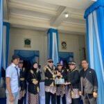 Busana Khas Malangan Resmi Diperkenalkan, Angkat Nuansa Kolonial dan Filosofi Lokal