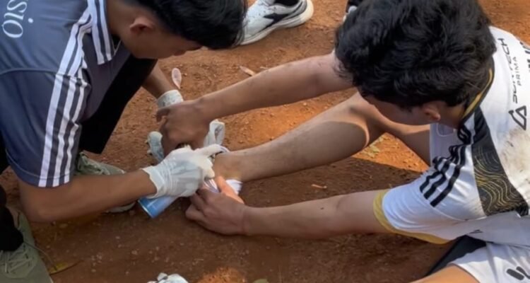 Garda Sunyi di Arena: Peran Vital Sport Physio UMM Lindungi Atlet dari Cedera