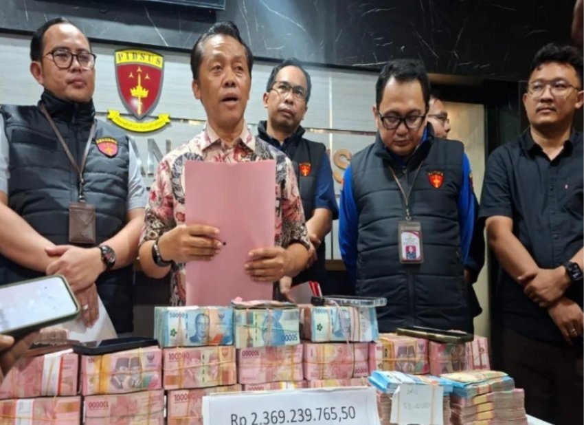 Kepala Dinas ESDM Jatim Jadi Tersangka, Kejati Bongkar Dugaan Pungli Perizinan Tambang.