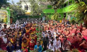 Seragam Gratis Disorot DPRD: “Jangan Setengah Hati, Harus Utuh dan Bebas Stigma!”