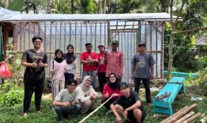 tim pengabdian FTP Dosen FTP UB Kembangkan Teknologi Olah Limbah Kambing Jadi Pupuk Bernilai Ekonomi di Banyuwangi