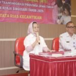 Gandeng BLK Singosari, Sri Untari Dorong Wirausaha MUA untuk Kurangi TPT