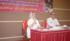Gandeng BLK Singosari, Sri Untari Dorong Wirausaha MUA untuk Kurangi TPT