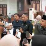 wahyu Wali Kota Malang Jawab Sorotan Fraksi: Parkir, PBG hingga WFH Jadi Fokus Perbaikan.