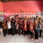 UB Dorong Literasi Digital Guru SD di Lamongan Lewat Pelatihan Visualisasi Data Berbasis AI