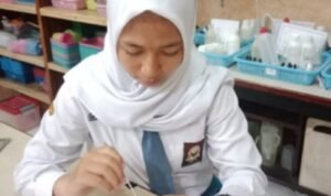 Peneliti Muda SMAN 3 Malang Raih Gold Medal ISIF 2024 lewat Inovasi Salep Herbal Penyembuh Luka Diabetes
