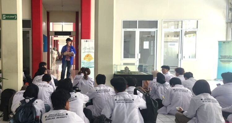 Kokohkan Semangat Green Campus, FTAB UB Minimalkan Penggunaan Lampu
