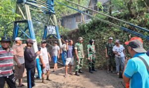 Babinsa Lowokwaru dan Warga Jatimulyo Gotong Royong Ciptakan Lingkungan Bersih dan Asri