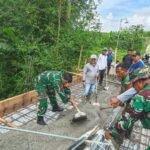 IMG-20260517-WA0171 Personel Koramil Sukun dan Warga Bahu Membahu Cor Jembatan Perintis Garuda