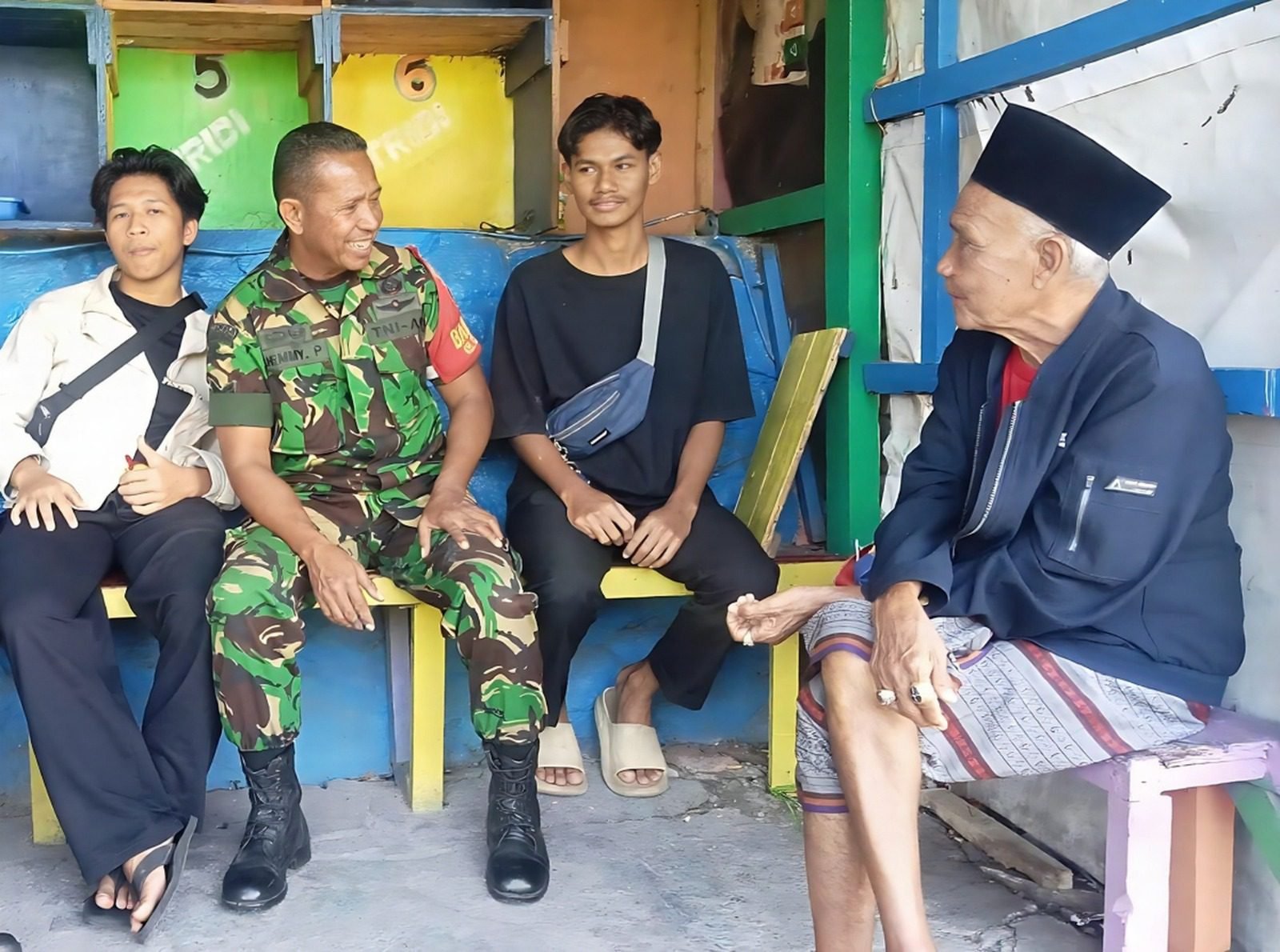 Komsos Babinsa Kesatrian Jadi Sarana Perkuat Kedekatan TNI dan Warga