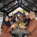 Dosen dan Mahasiswa Biologi UB Gaungkan Budaya Minum Jamu di Lingkungan Kampus