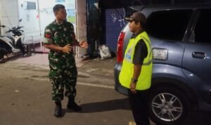 Babinsa Sukoharjo Perkuat Sinergi TNI dan Warga Lewat Anjangsana dan Patroli Dialogis