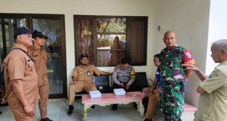 Babinsa Kedungkandang Kawal Sosialisasi Penataan PKL di Kawasan GOR Ken Arok