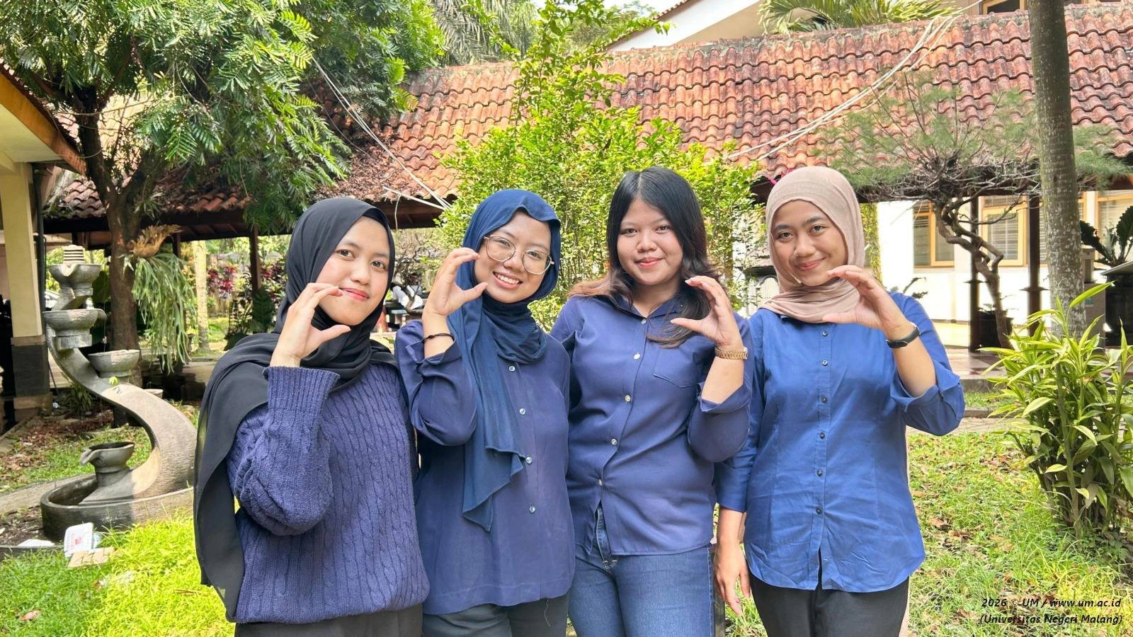 Kilat dalam 10 Hari, Mahasiswa UM Sabet Gold Award Dunia lewat Inovasi LMS “NeuLearn”