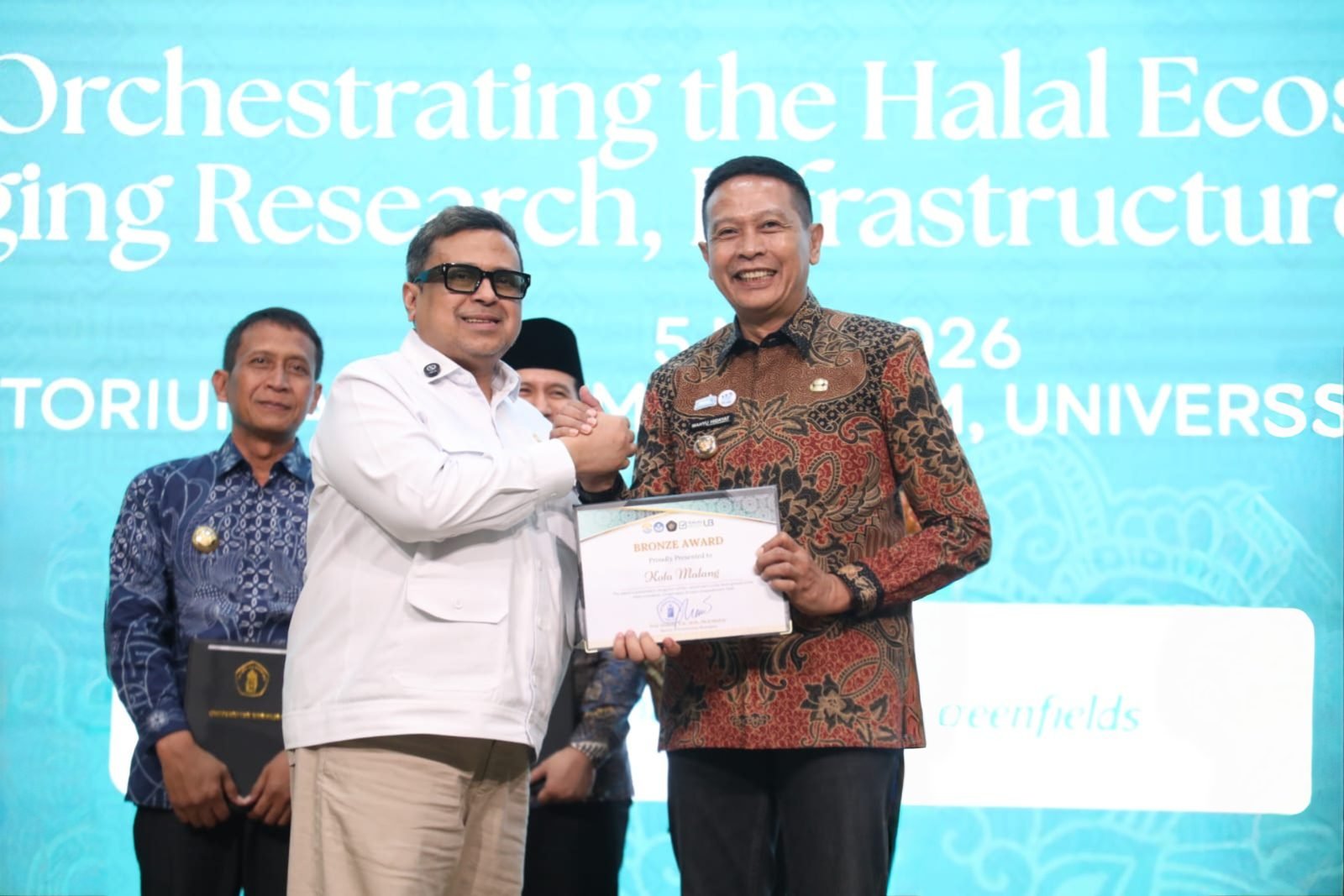 Kota Malang Borong Dua Penghargaan Halal, Wali Kota Wahyu Tegaskan Komitmen Penguatan Ekosistem