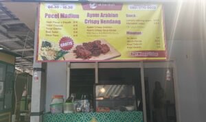 Arabian Fried Chicken Rasa Jawa Hadir di Mertojoyo, Warung Al Barokah Punya Promo Makan Bayar Seikhlasnya