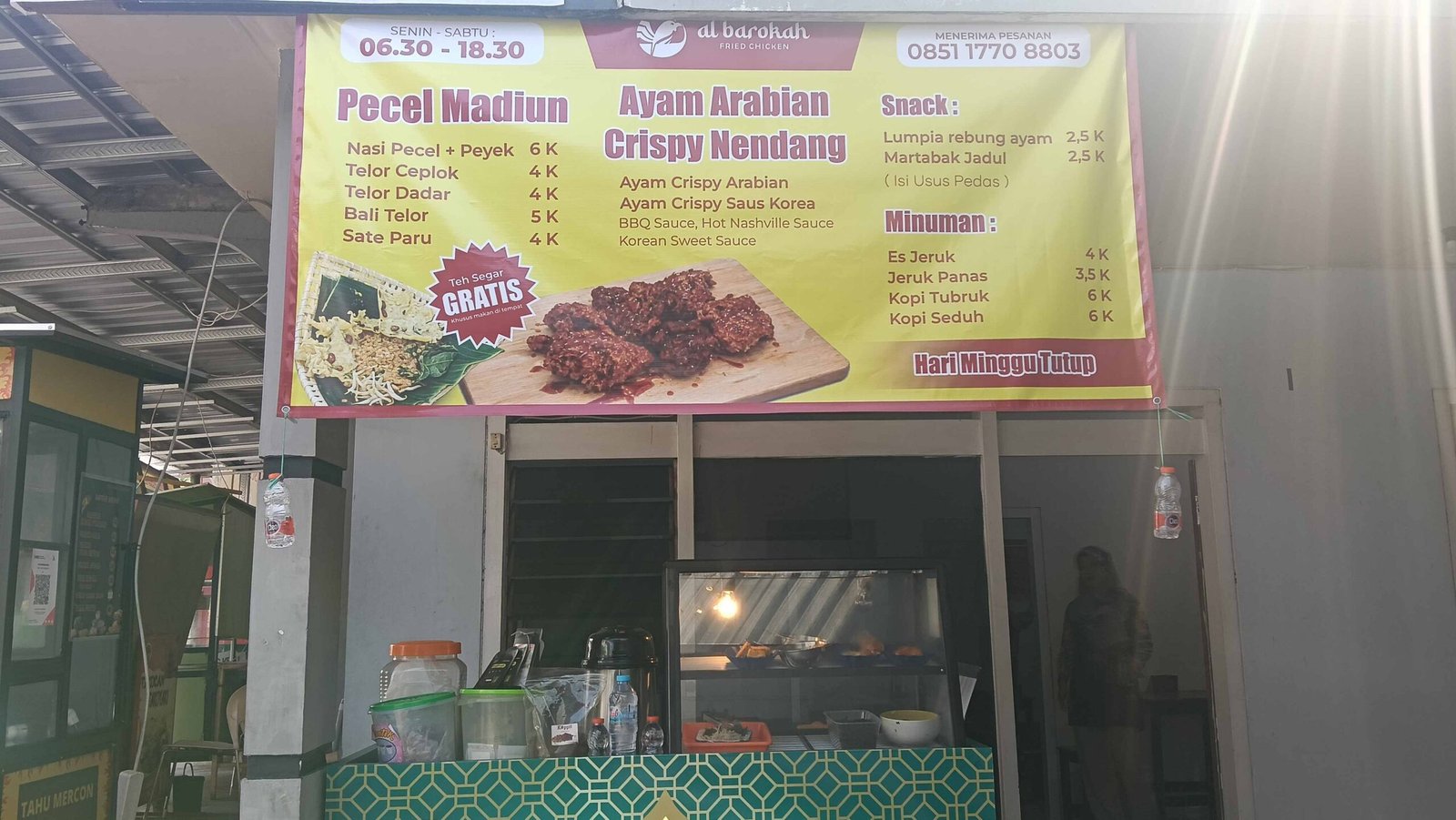 Arabian Fried Chicken Rasa Jawa Hadir di Mertojoyo, Warung Al Barokah Punya Promo Makan Bayar Seikhlasnya