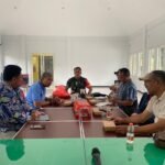 Babinsa Lowokwaru Perkuat Sinergi Kamtibmas Melalui Komsos Bersama Ketua RW