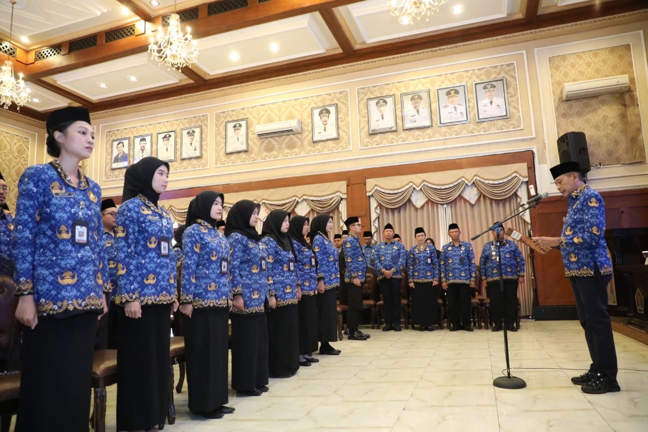 Ambil Sumpah 50 PNS Baru, Wali Kota Malang Tekankan Integritas dan Semangat Melayani.