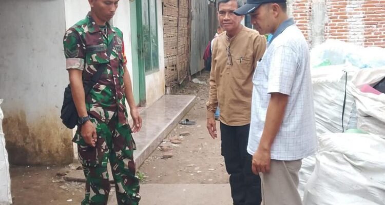 IMG-20260614-WA0025(1) Babinsa Arjosari Gelar Komsos Dialogis Bersama Warga dan Perangkat Kelurahan, Perkuat Sinergi Kewilayahan