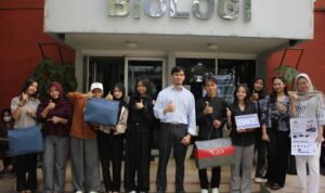 Mahasiswa Biologi UB Jualan 30 Produk Inovatif di Friday Market.