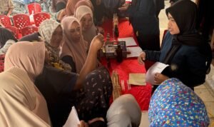 Transformasi Jelantah Jadi Sabun Bernilai Ekonomi, Dosen Kimia UB Bangun Kemandirian Warga Pesisir Banyuwangi