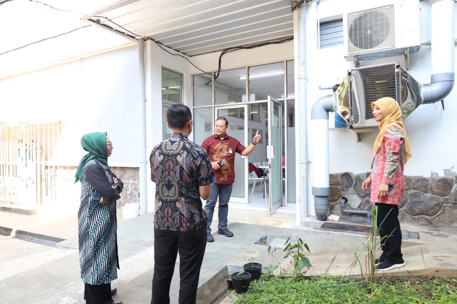 FTAB UB Jadi Pelopor Sistem Filtrasi Lemari Asam, Wujudkan Laboratorium Hijau Berbasis K3.