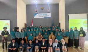 Dosen Kimia UB Dampingi Warga Pandanwangi Olah Limbah Organik Jadi Produk Bernilai Ekonomi