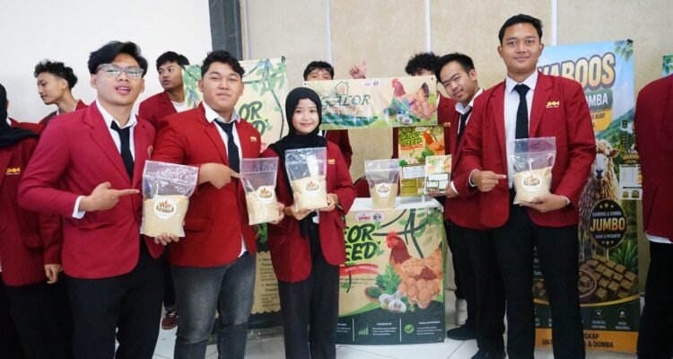 IMG-20260706-WA0004 Mahasiswa UMM Ciptakan Galorfeed, Pakan Alami Tingkatkan Kualitas Telur Ayam Petelur