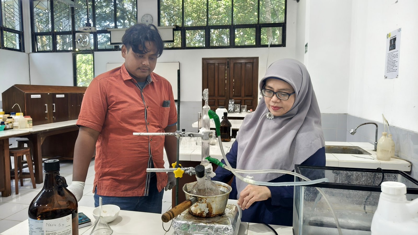 Gunungan Limbah B3 Disulap Jadi Silika Gel Bernilai Ekonomi, Dosen ITN Malang Raih Hibah Hilirisasi Inovasi