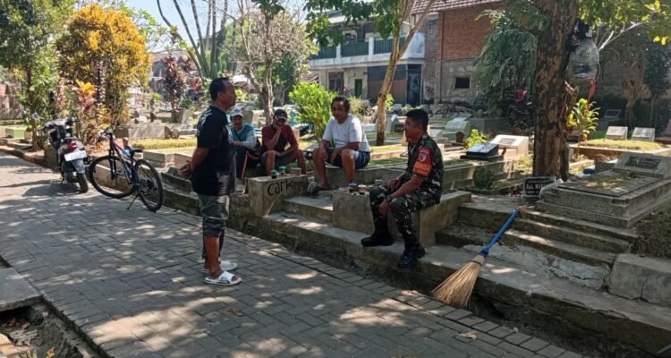 IMG-20260709-WA0023 Babinsa Sukun Perkuat Sinergi dengan Warga, Dorong Keamanan dan Kebersihan Lingkungan