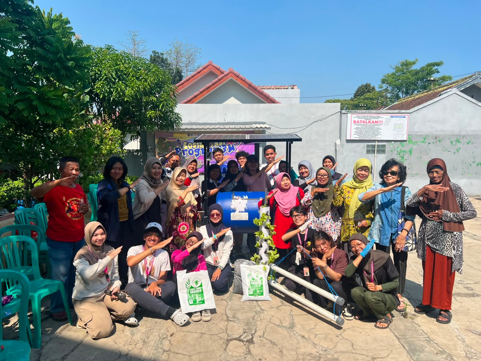 FTAB UB Kolaborasikan Program 3M dan Kampung Lingkar Kampus, Sulap Kotoran Sapi Jadi Media Tanam Ramah Lingkungan