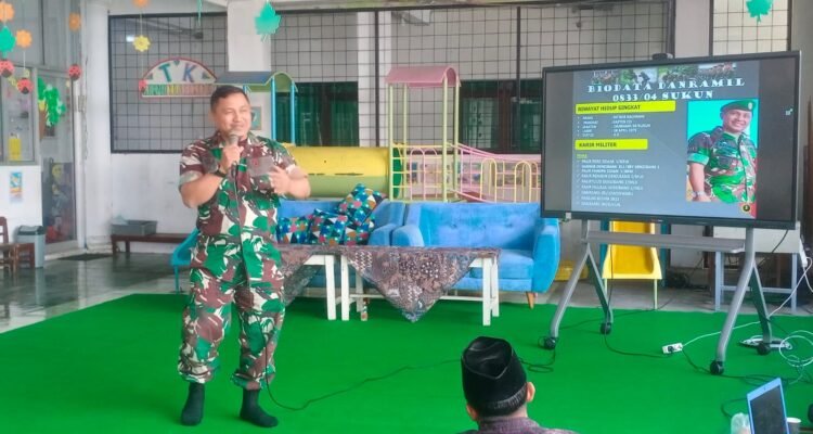 Danramil Sukun Berikan Wawasan Kebangsaan kepada Guru Sekolah Sukma Kebonsari