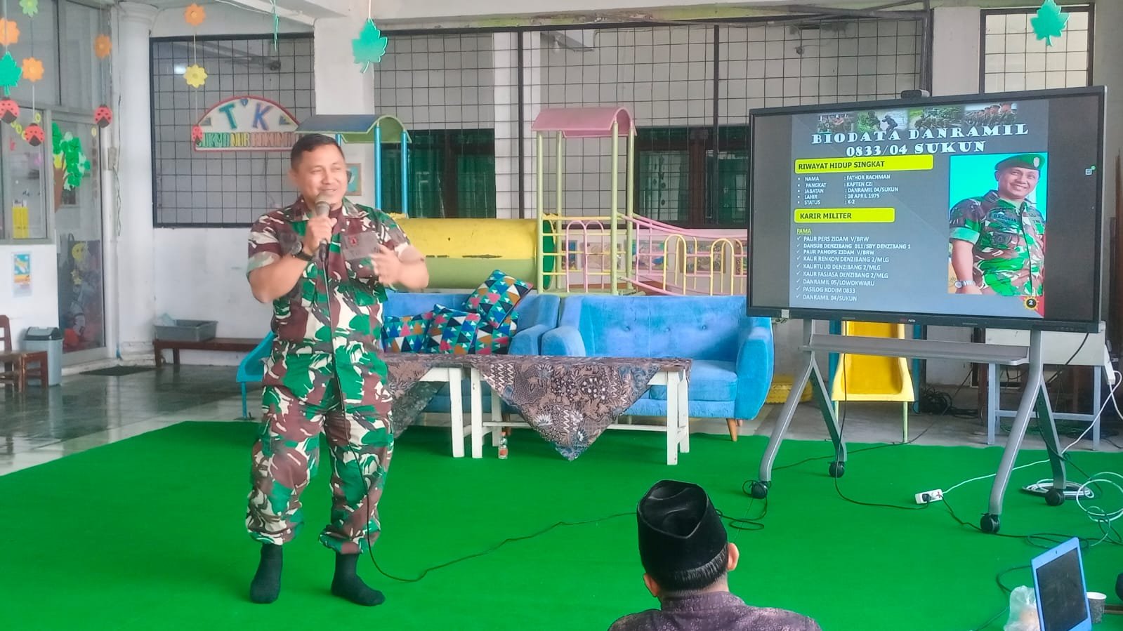 Danramil Sukun Berikan Wawasan Kebangsaan kepada Guru Sekolah Sukma Kebonsari